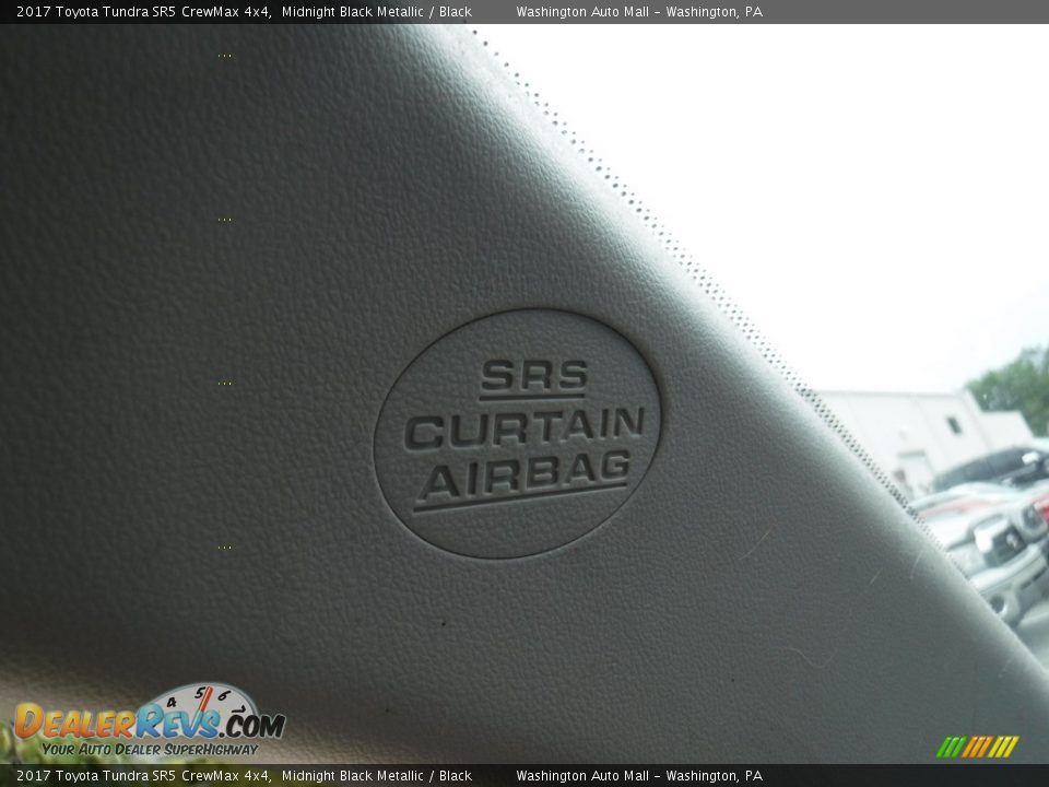 2017 Toyota Tundra SR5 CrewMax 4x4 Midnight Black Metallic / Black Photo #23