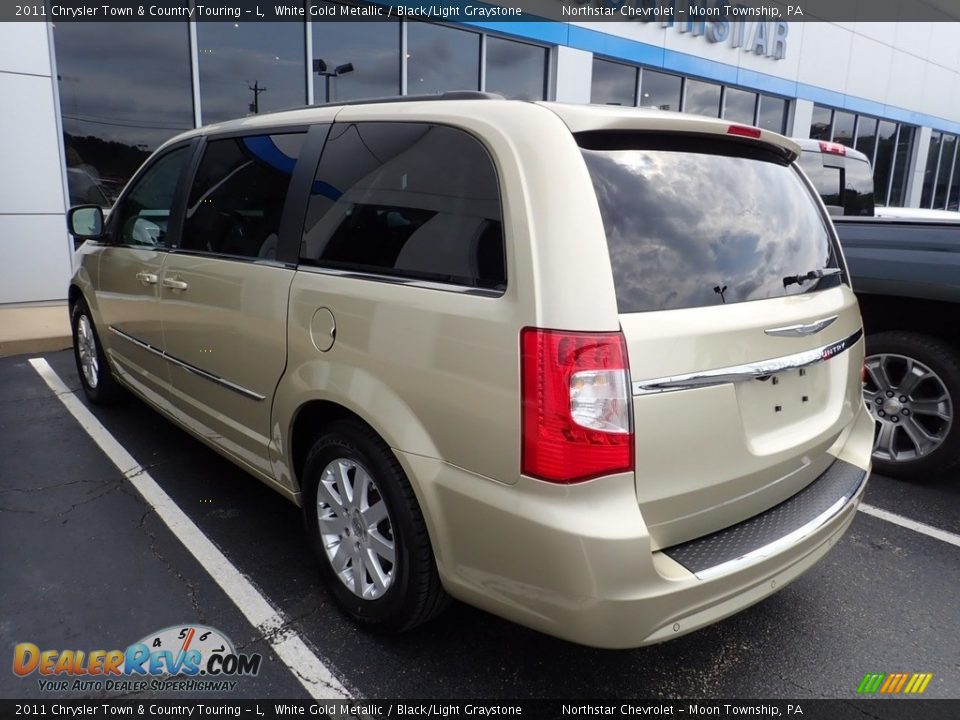 2011 Chrysler Town & Country Touring - L White Gold Metallic / Black/Light Graystone Photo #2
