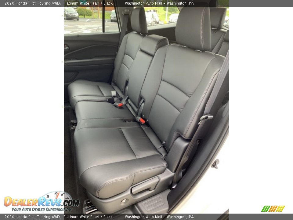 Rear Seat of 2020 Honda Pilot Touring AWD Photo #18