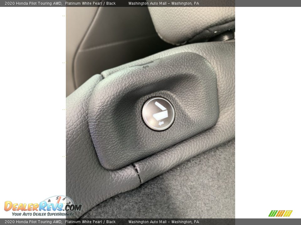 2020 Honda Pilot Touring AWD Platinum White Pearl / Black Photo #20