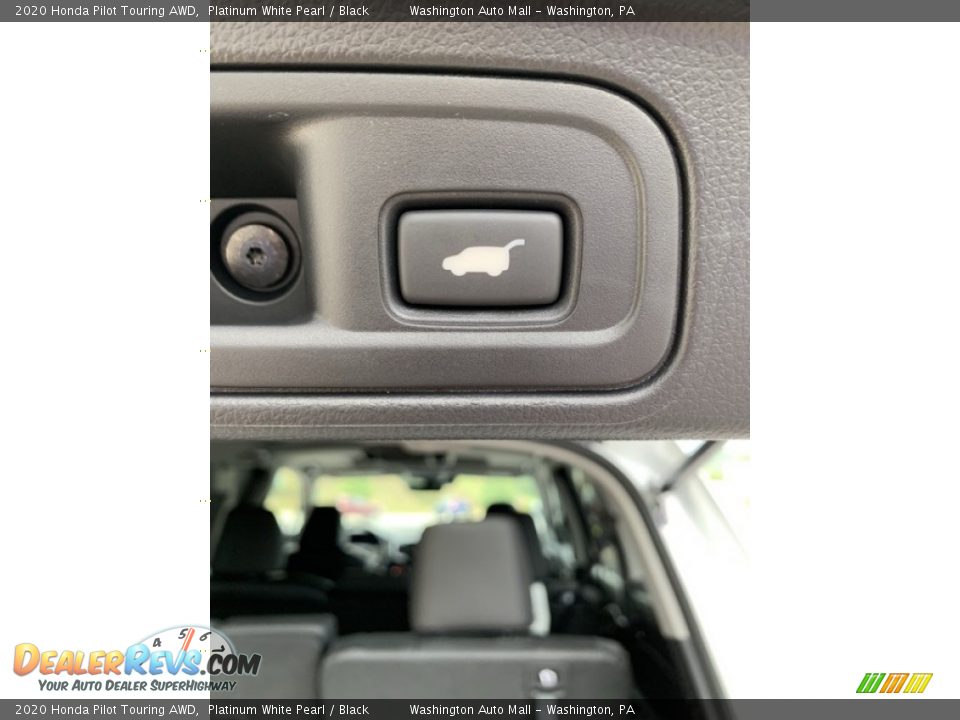 2020 Honda Pilot Touring AWD Platinum White Pearl / Black Photo #25