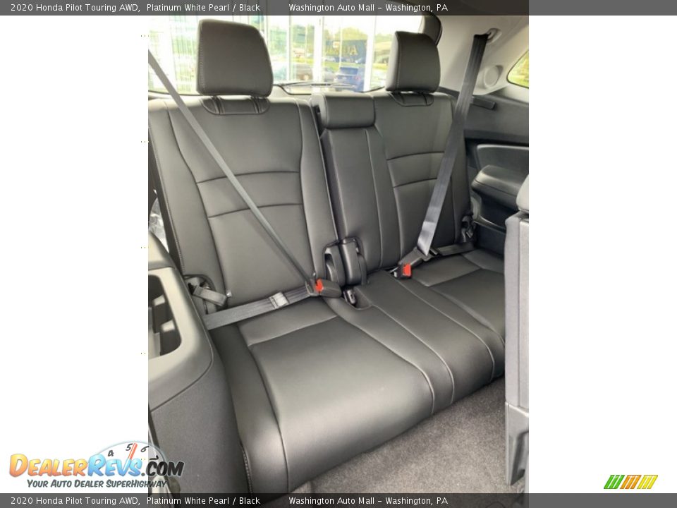 Rear Seat of 2020 Honda Pilot Touring AWD Photo #30