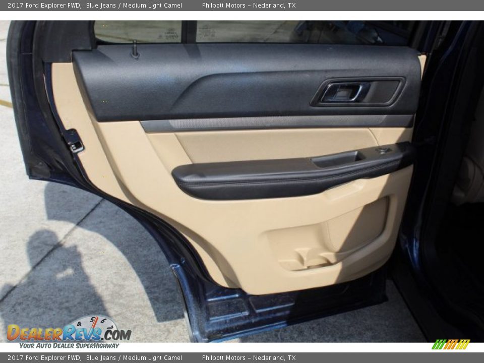 2017 Ford Explorer FWD Blue Jeans / Medium Light Camel Photo #20