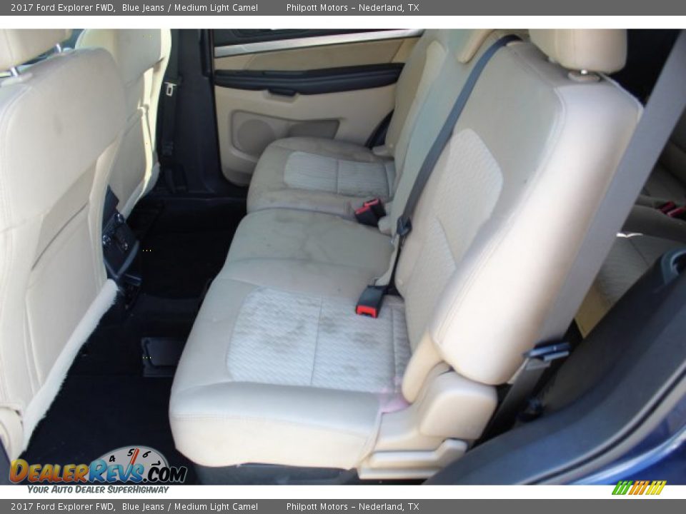 2017 Ford Explorer FWD Blue Jeans / Medium Light Camel Photo #21