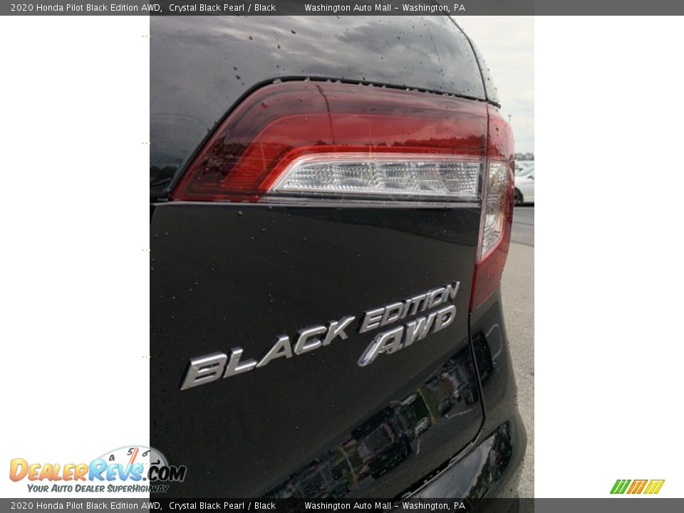 2020 Honda Pilot Black Edition AWD Crystal Black Pearl / Black Photo #26