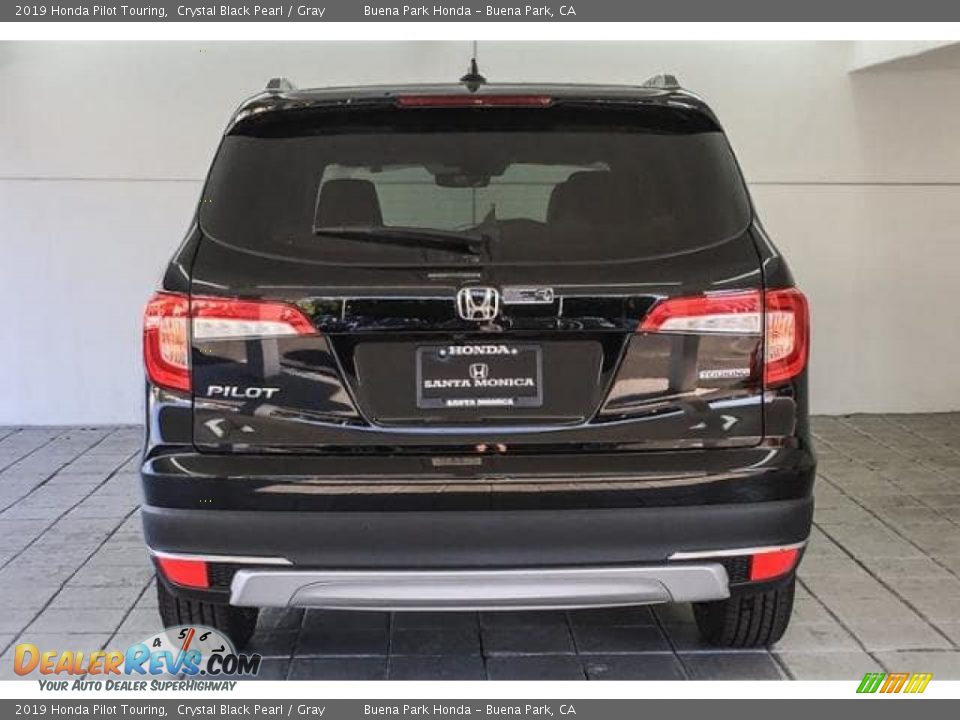2019 Honda Pilot Touring Crystal Black Pearl / Gray Photo #4