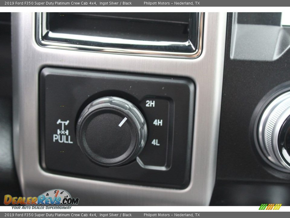 2019 Ford F350 Super Duty Platinum Crew Cab 4x4 Ingot Silver / Black Photo #17