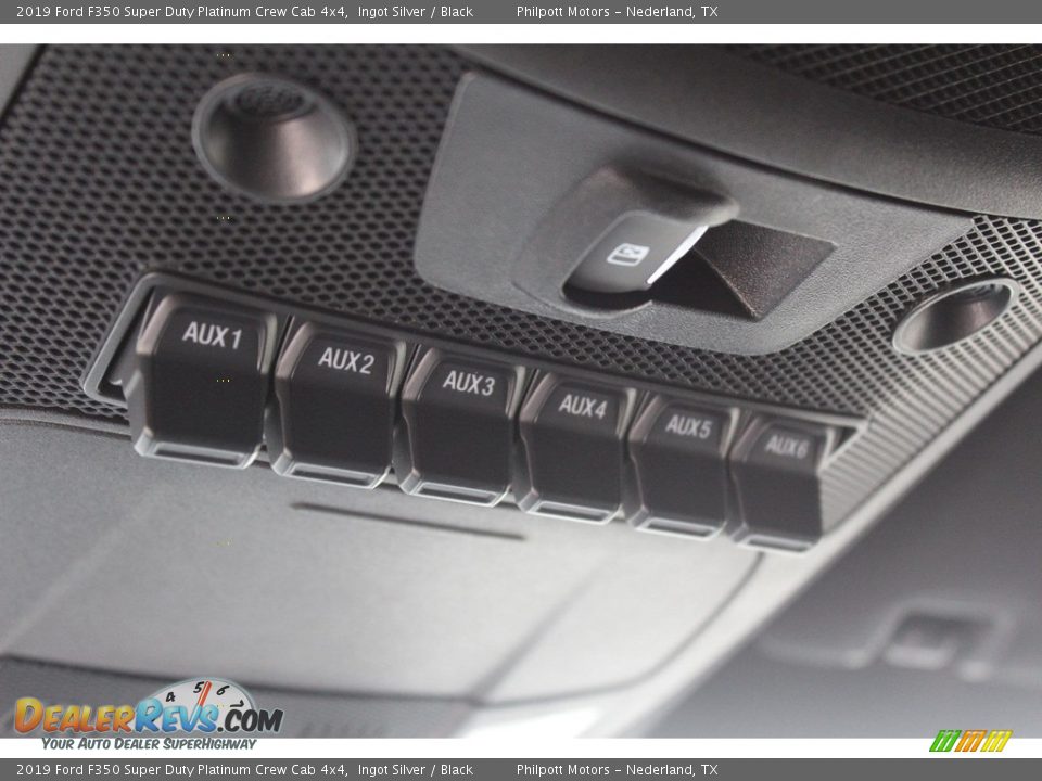 2019 Ford F350 Super Duty Platinum Crew Cab 4x4 Ingot Silver / Black Photo #24