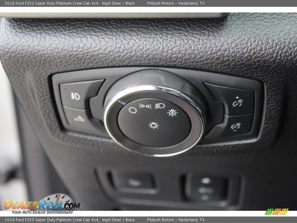 2019 Ford F350 Super Duty Platinum Crew Cab 4x4 Ingot Silver / Black Photo #28