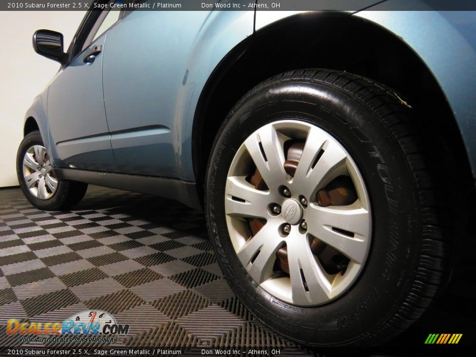 2010 Subaru Forester 2.5 X Sage Green Metallic / Platinum Photo #10