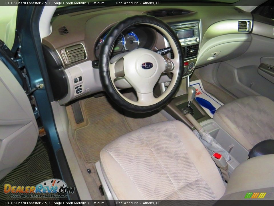 2010 Subaru Forester 2.5 X Sage Green Metallic / Platinum Photo #19