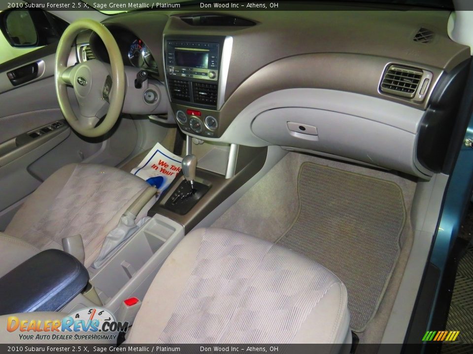 2010 Subaru Forester 2.5 X Sage Green Metallic / Platinum Photo #27