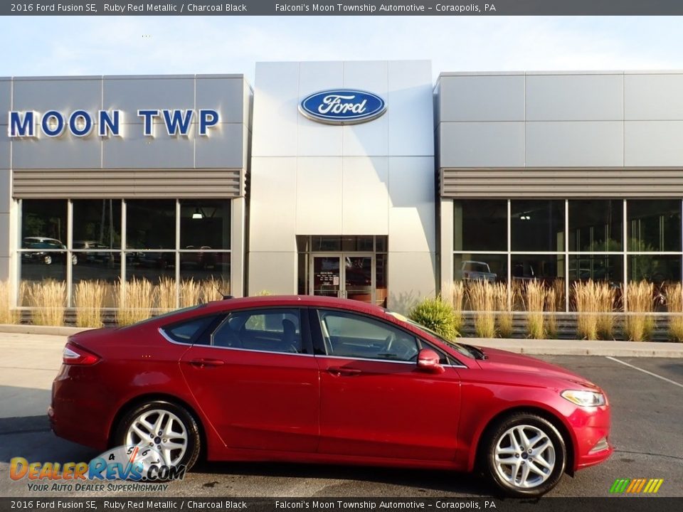 2016 Ford Fusion SE Ruby Red Metallic / Charcoal Black Photo #1