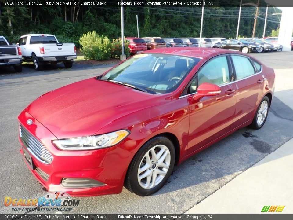 2016 Ford Fusion SE Ruby Red Metallic / Charcoal Black Photo #6