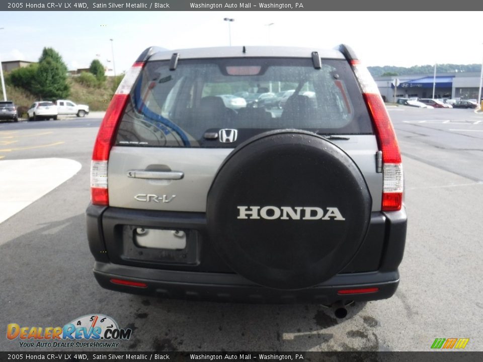 2005 Honda CR-V LX 4WD Satin Silver Metallic / Black Photo #9