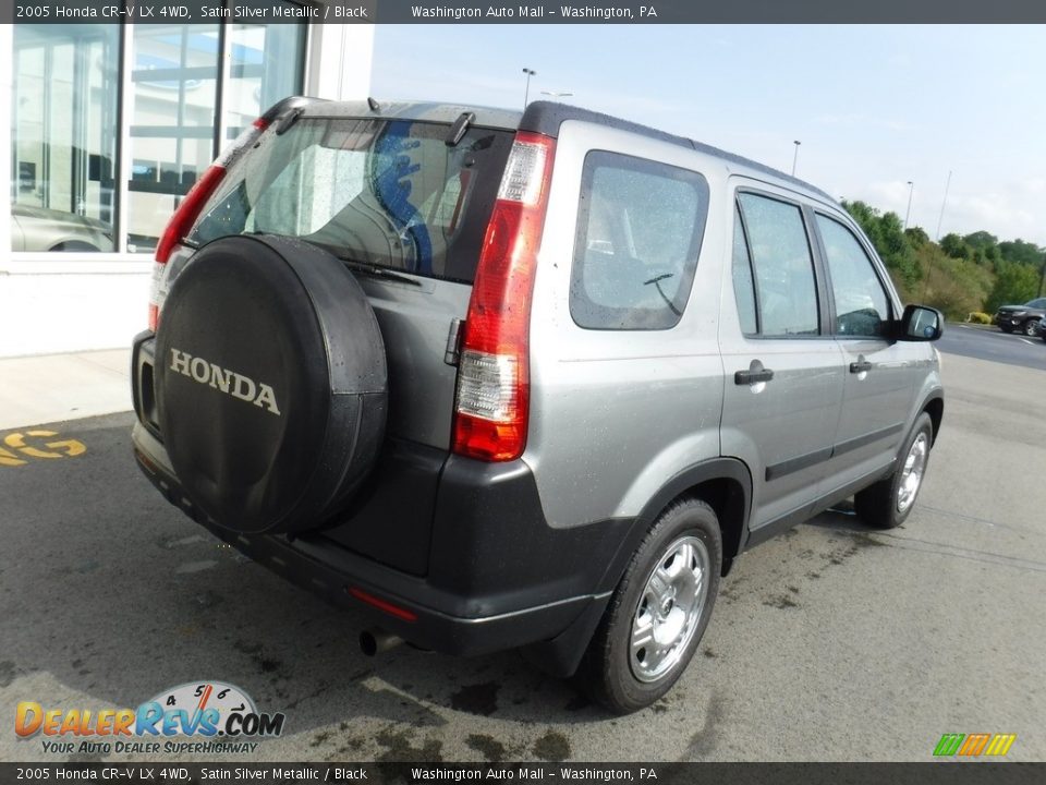 2005 Honda CR-V LX 4WD Satin Silver Metallic / Black Photo #10