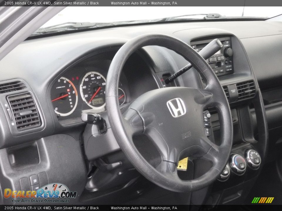 2005 Honda CR-V LX 4WD Satin Silver Metallic / Black Photo #13