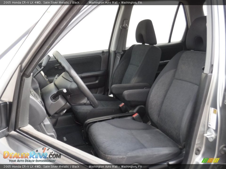 2005 Honda CR-V LX 4WD Satin Silver Metallic / Black Photo #14