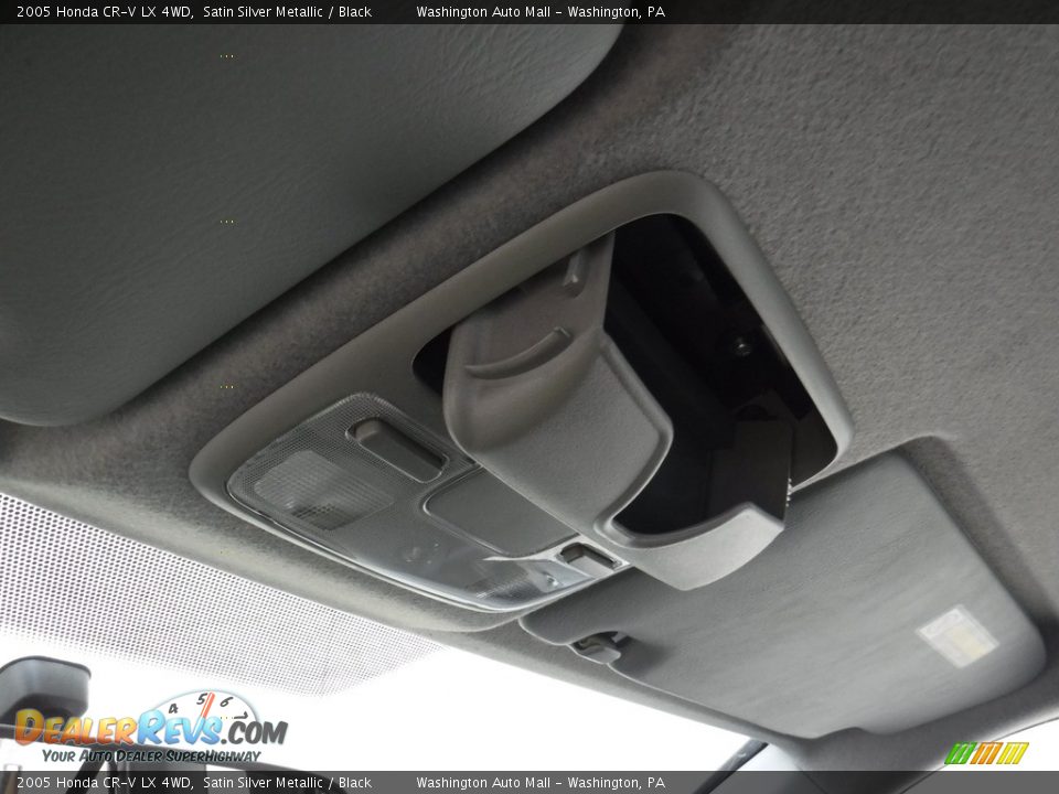 2005 Honda CR-V LX 4WD Satin Silver Metallic / Black Photo #19