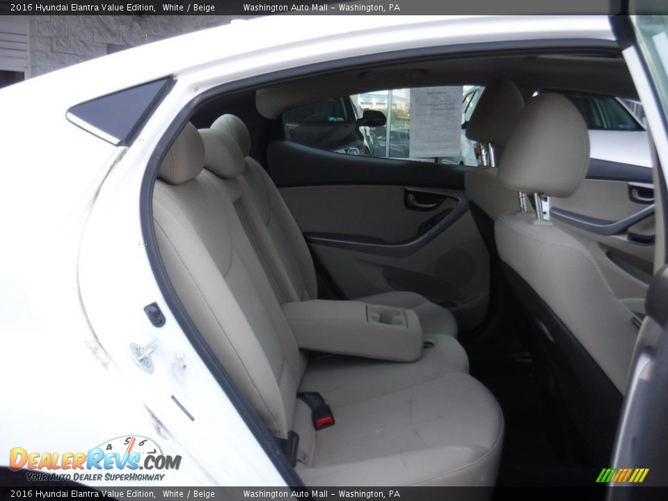 2016 Hyundai Elantra Value Edition White / Beige Photo #21