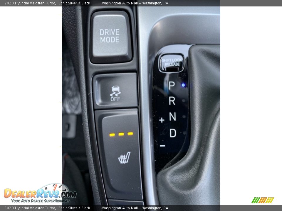 Controls of 2020 Hyundai Veloster Turbo Photo #35
