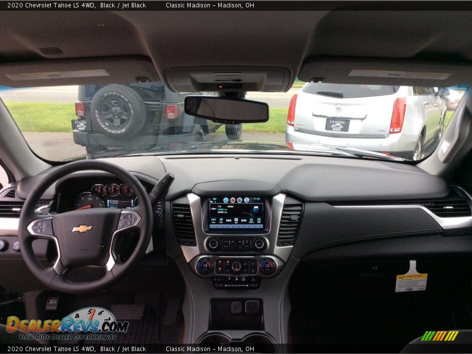 Dashboard of 2020 Chevrolet Tahoe LS 4WD Photo #12