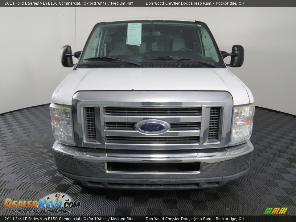 2011 Ford E Series Van E150 Commercial Oxford White / Medium Flint Photo #5