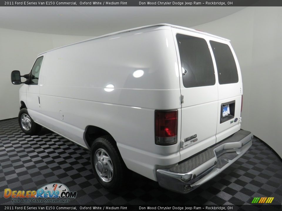 2011 Ford E Series Van E150 Commercial Oxford White / Medium Flint Photo #11