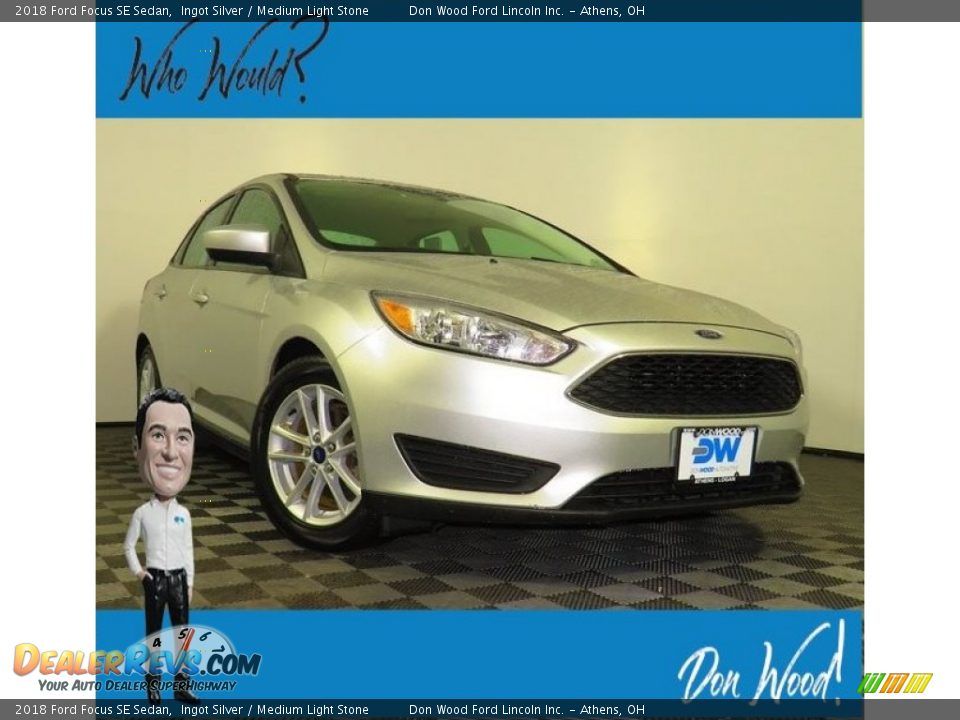 2018 Ford Focus SE Sedan Ingot Silver / Medium Light Stone Photo #1
