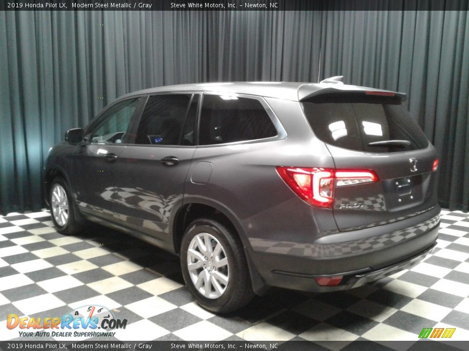 2019 Honda Pilot LX Modern Steel Metallic / Gray Photo #8