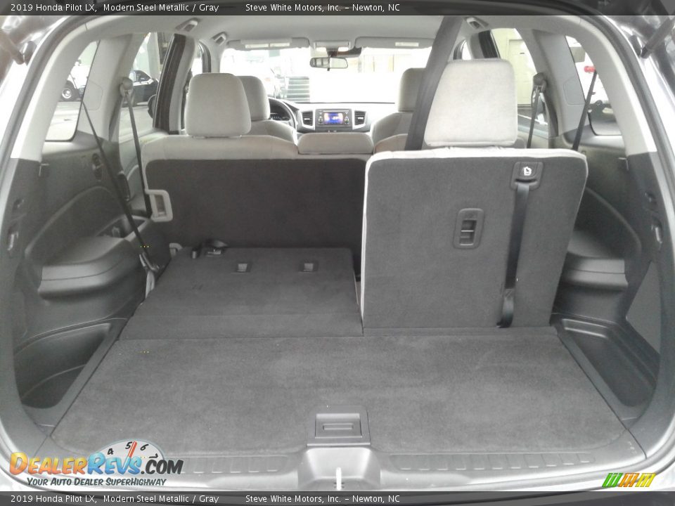 2019 Honda Pilot LX Modern Steel Metallic / Gray Photo #14