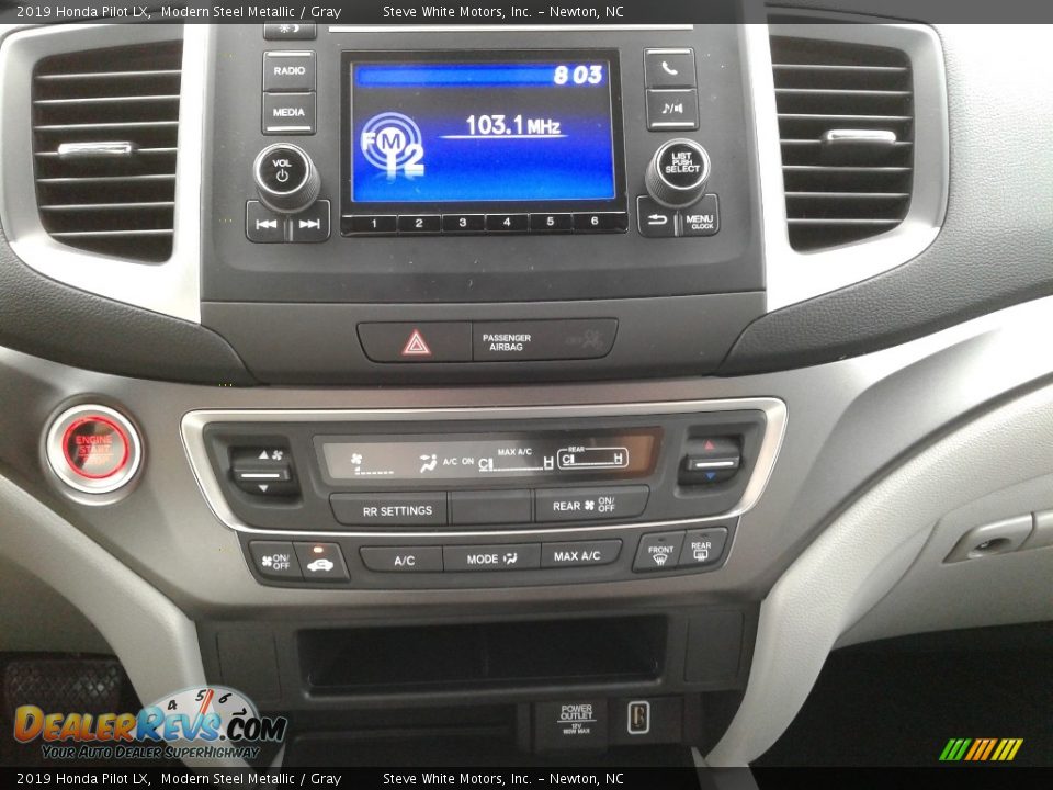 2019 Honda Pilot LX Modern Steel Metallic / Gray Photo #22