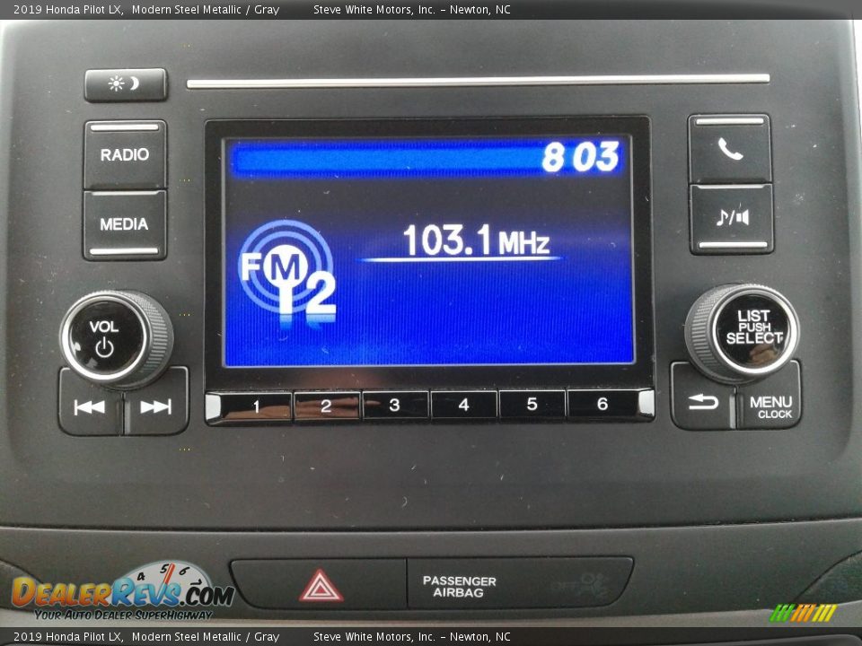 2019 Honda Pilot LX Modern Steel Metallic / Gray Photo #23