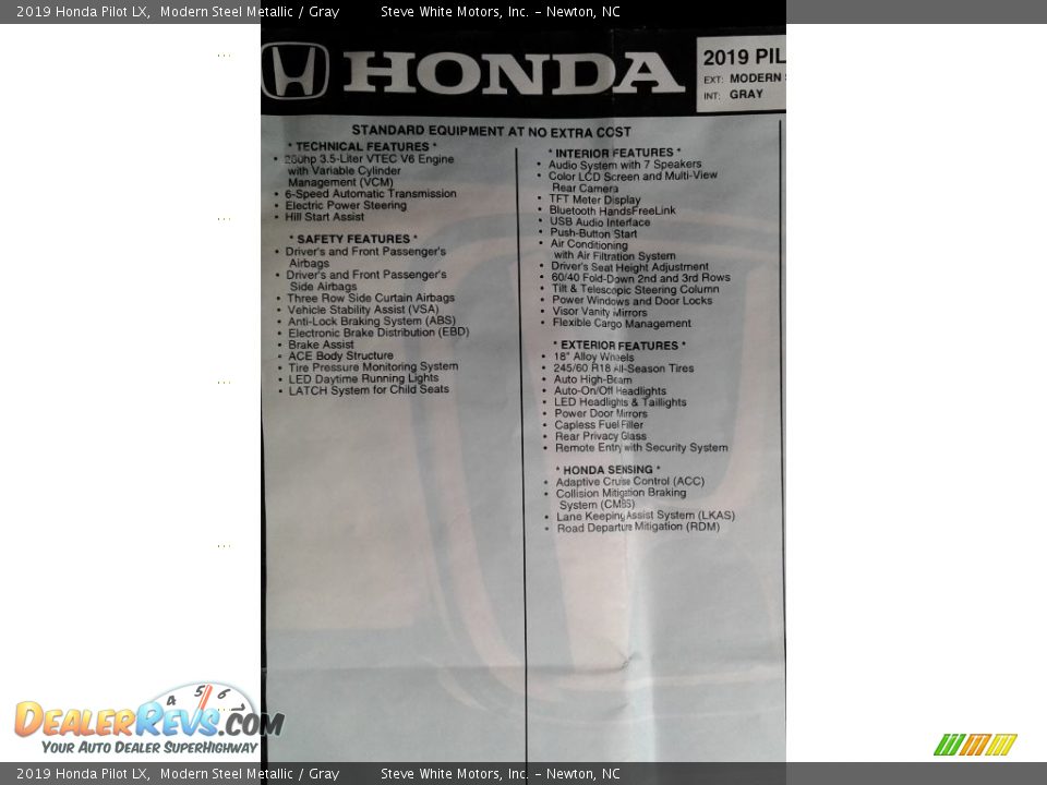 2019 Honda Pilot LX Modern Steel Metallic / Gray Photo #34