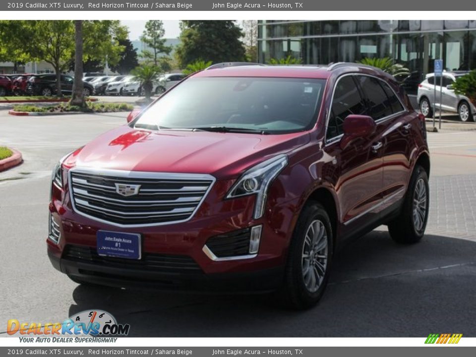 2019 Cadillac XT5 Luxury Red Horizon Tintcoat / Sahara Beige Photo #3