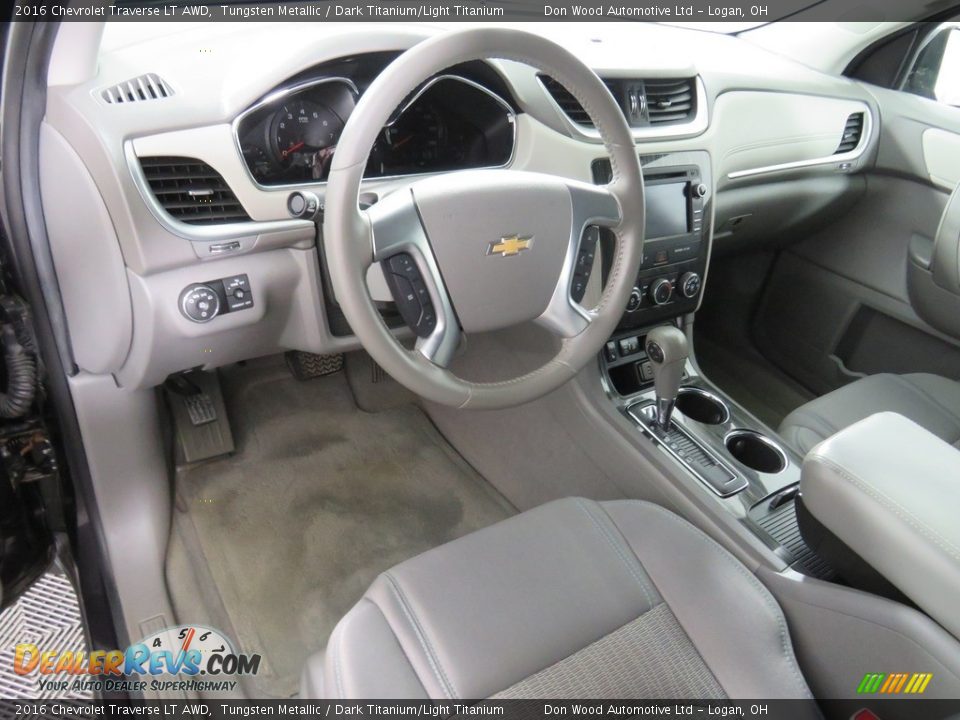 2016 Chevrolet Traverse LT AWD Tungsten Metallic / Dark Titanium/Light Titanium Photo #28