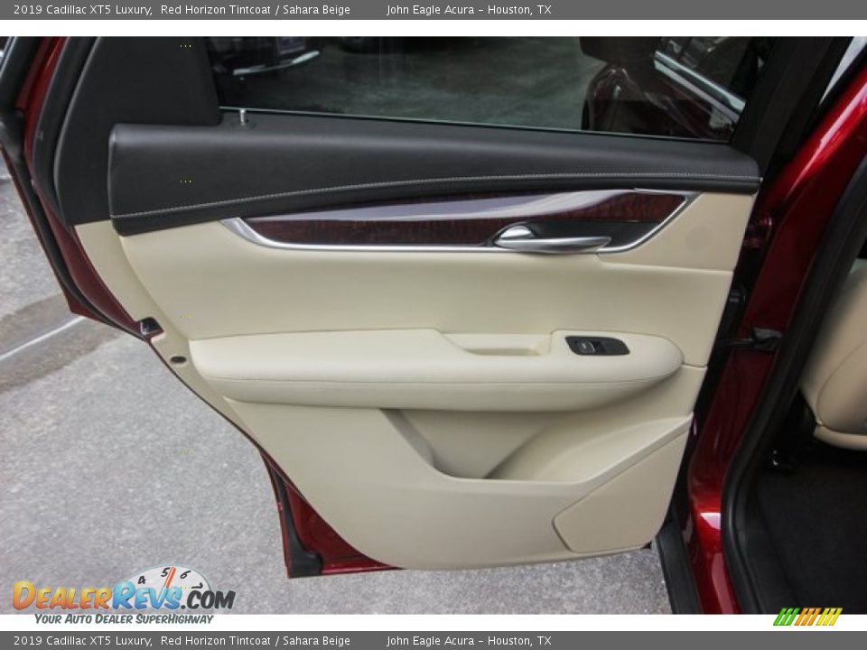 2019 Cadillac XT5 Luxury Red Horizon Tintcoat / Sahara Beige Photo #21