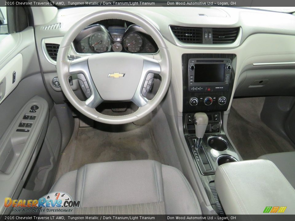 2016 Chevrolet Traverse LT AWD Tungsten Metallic / Dark Titanium/Light Titanium Photo #32