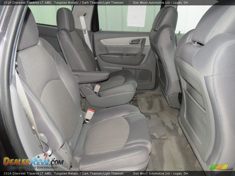 2016 Chevrolet Traverse LT AWD Tungsten Metallic / Dark Titanium/Light Titanium Photo #34