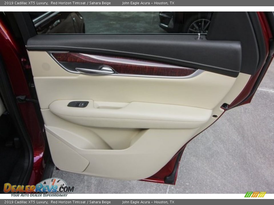 2019 Cadillac XT5 Luxury Red Horizon Tintcoat / Sahara Beige Photo #25