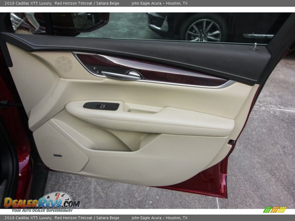 2019 Cadillac XT5 Luxury Red Horizon Tintcoat / Sahara Beige Photo #27