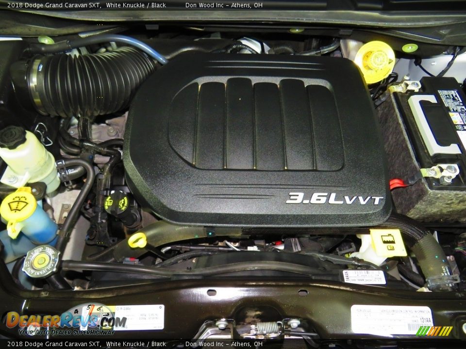 2018 Dodge Grand Caravan SXT White Knuckle / Black Photo #6