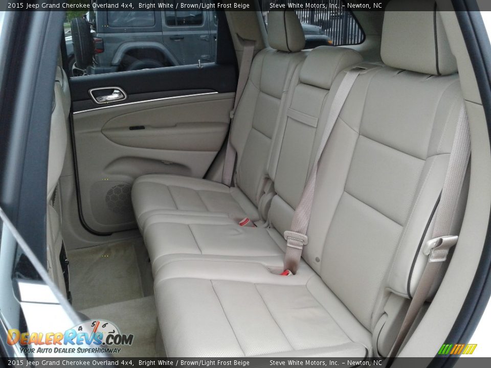 2015 Jeep Grand Cherokee Overland 4x4 Bright White / Brown/Light Frost Beige Photo #12