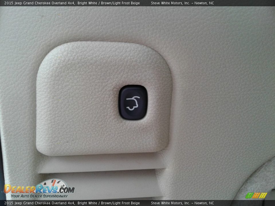2015 Jeep Grand Cherokee Overland 4x4 Bright White / Brown/Light Frost Beige Photo #13