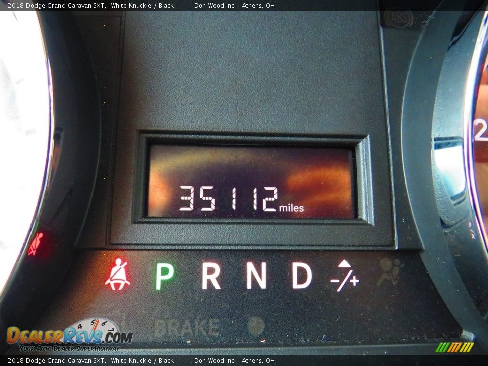 2018 Dodge Grand Caravan SXT White Knuckle / Black Photo #28