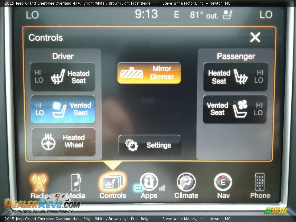 2015 Jeep Grand Cherokee Overland 4x4 Bright White / Brown/Light Frost Beige Photo #26