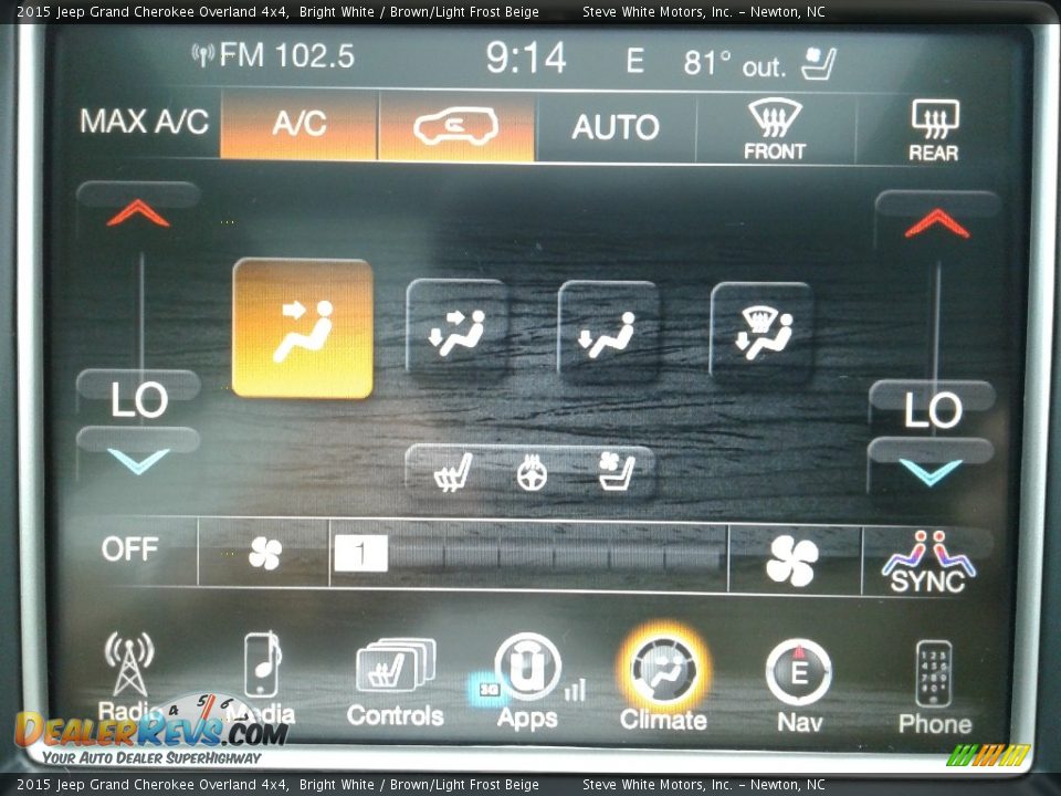 2015 Jeep Grand Cherokee Overland 4x4 Bright White / Brown/Light Frost Beige Photo #28
