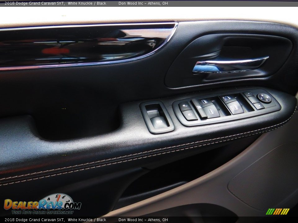 2018 Dodge Grand Caravan SXT White Knuckle / Black Photo #34