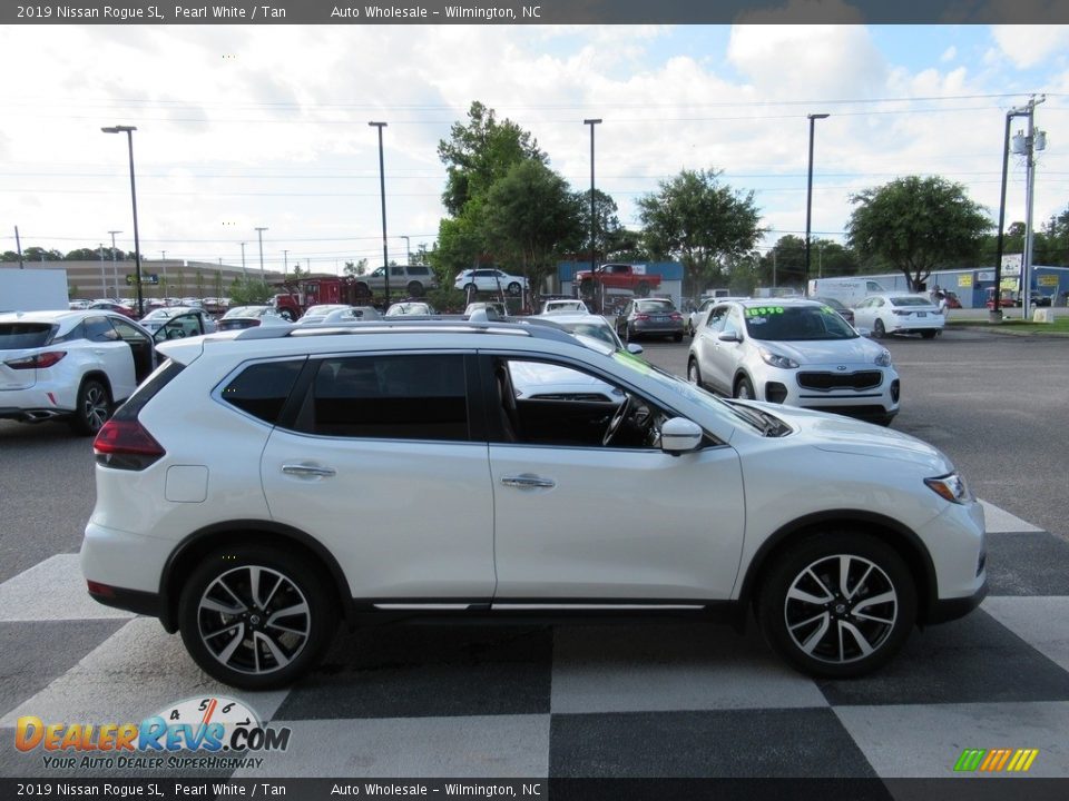 2019 Nissan Rogue SL Pearl White / Tan Photo #3