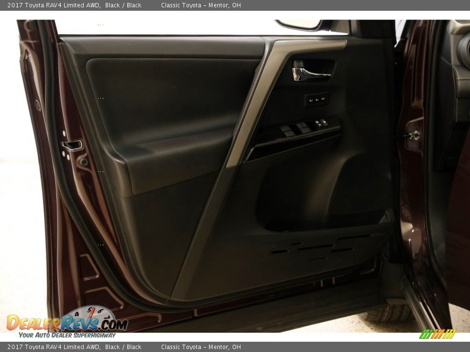 2017 Toyota RAV4 Limited AWD Black / Black Photo #4